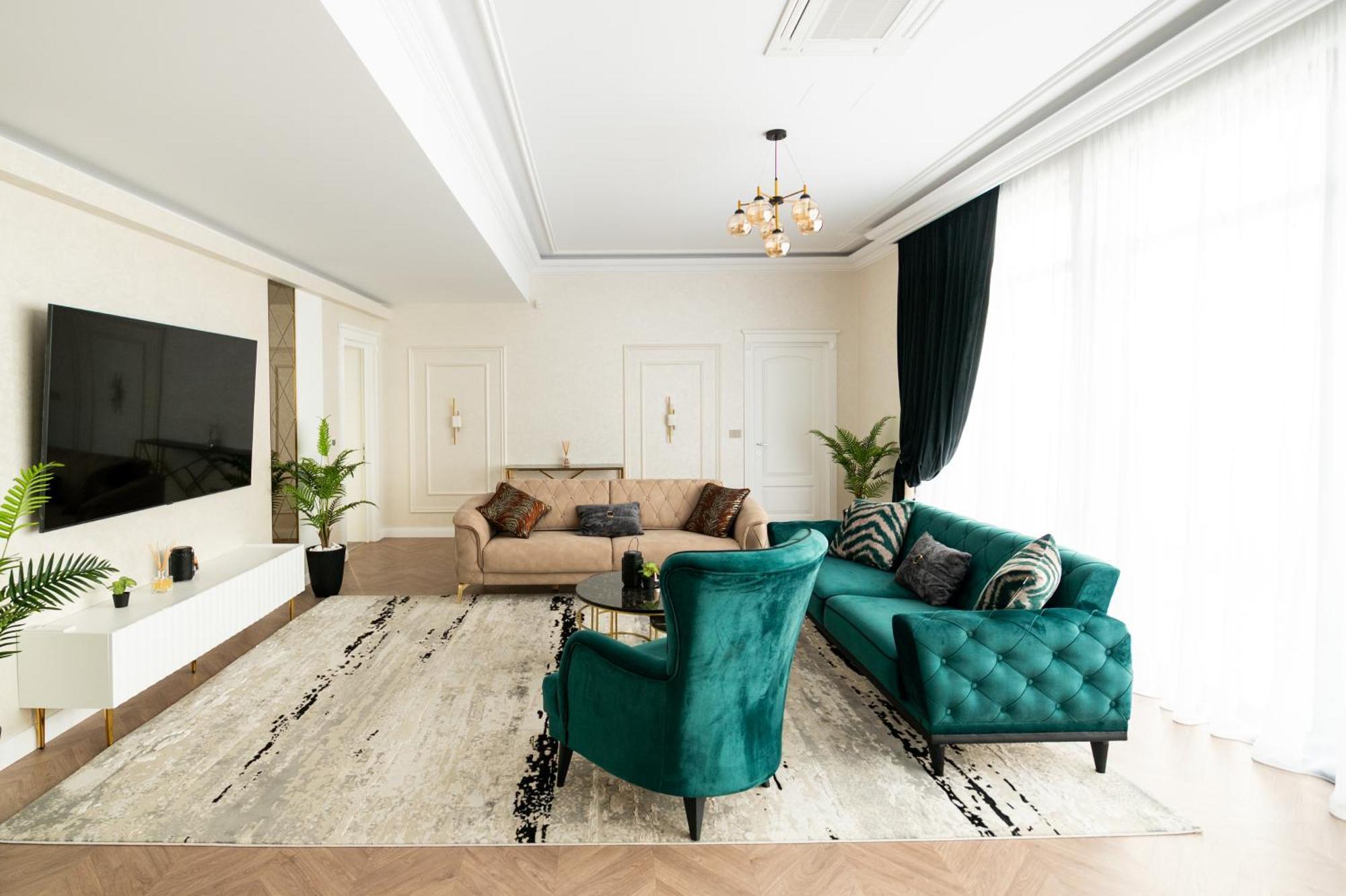 Hotel The Penthouse Vaslui Esterno foto